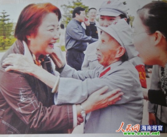 红色娘子军排长王运梅在琼海辞世+享年104岁--海