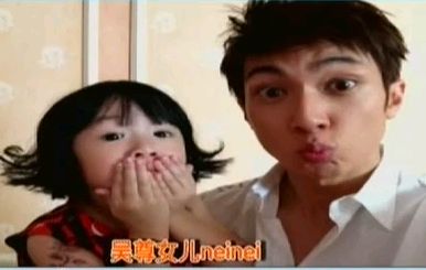 <em>视频</em>:<em>头发</em>作琴弦 可拉小提琴--海南视窗--人民网