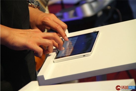 �ج�MediaPad M1�o��