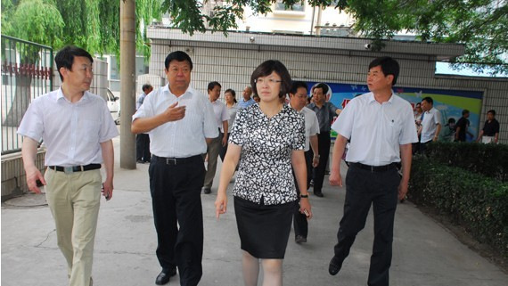 媒体曝光山西落马<em>女市长</em>痛哭忏悔画面--人民网