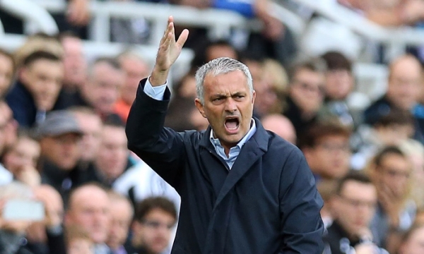 埃弗顿vs曼联 切尔西vs维拉 直播观看前瞻预测