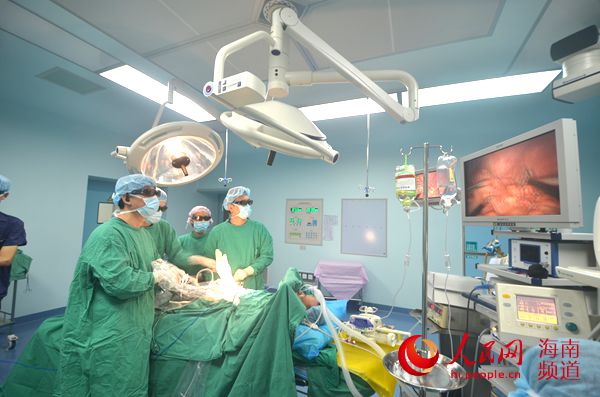 海南首台3D高清腹腔镜落海医二附院 造福患者