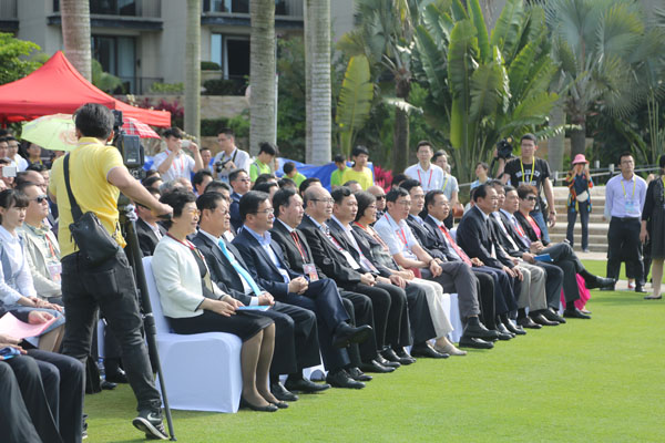 參加第七屆海南文昌南洋文化節的領導、嘉賓。