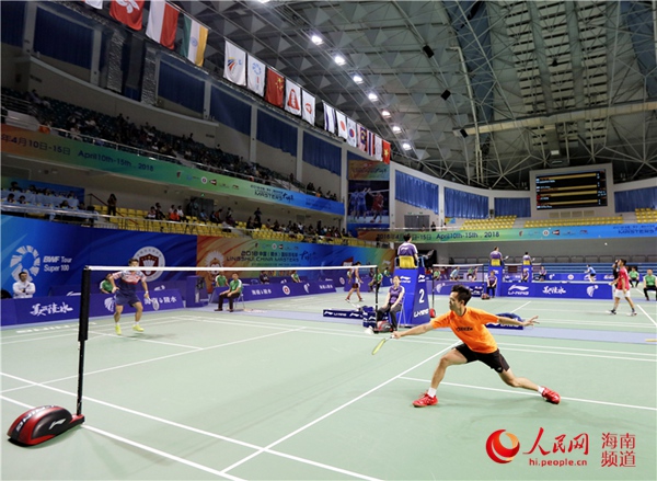 2018年中国(陵水)国际羽毛球大师赛今日开拍