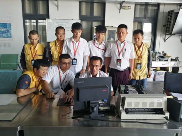三亚机场开展青年大学习活动