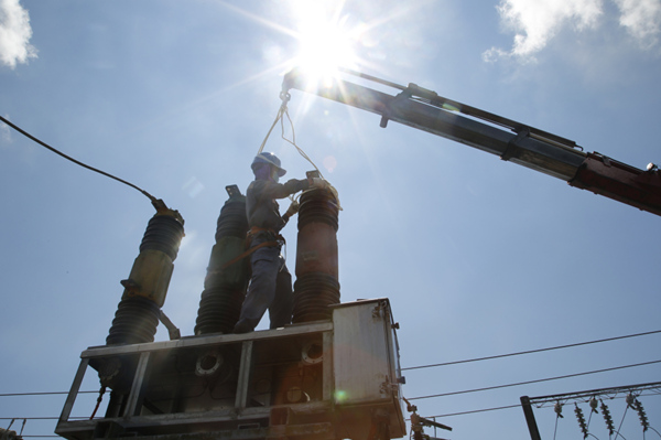 海南电网重点排查高考线路隐患 290支抢修队伍