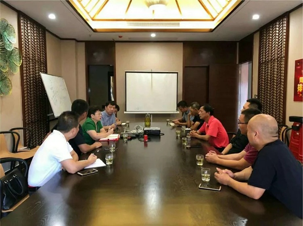 海口高新區副主任李冬青組織新海等綜合物流園項目業主代表研究項目推進事宜
