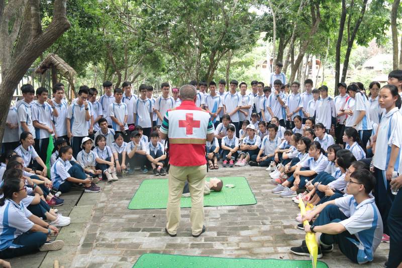 海南省农垦实验中学槟榔谷研学教育实践基地揭