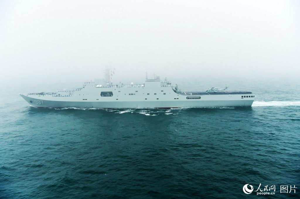 人民海军成立70周年海上阅兵--中国受阅舰艇全