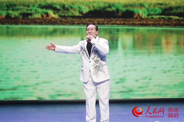 海南港航与海口公交联合举办庆五一迎五四