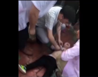 江西贛州：男童溺水心跳驟停  民警急救讓孩子起死回生