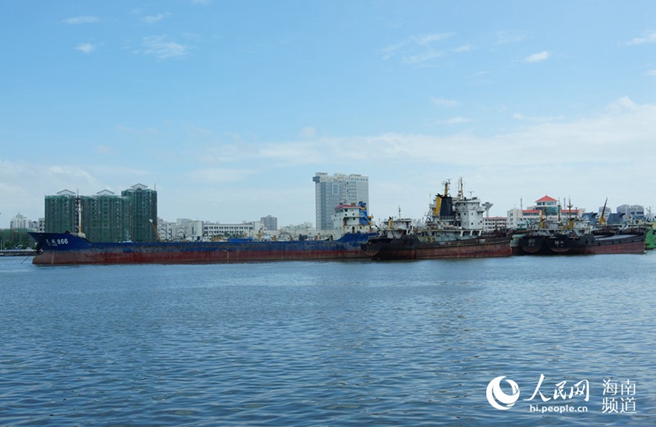 海南發布台風三級預警 船舶回港停靠避風