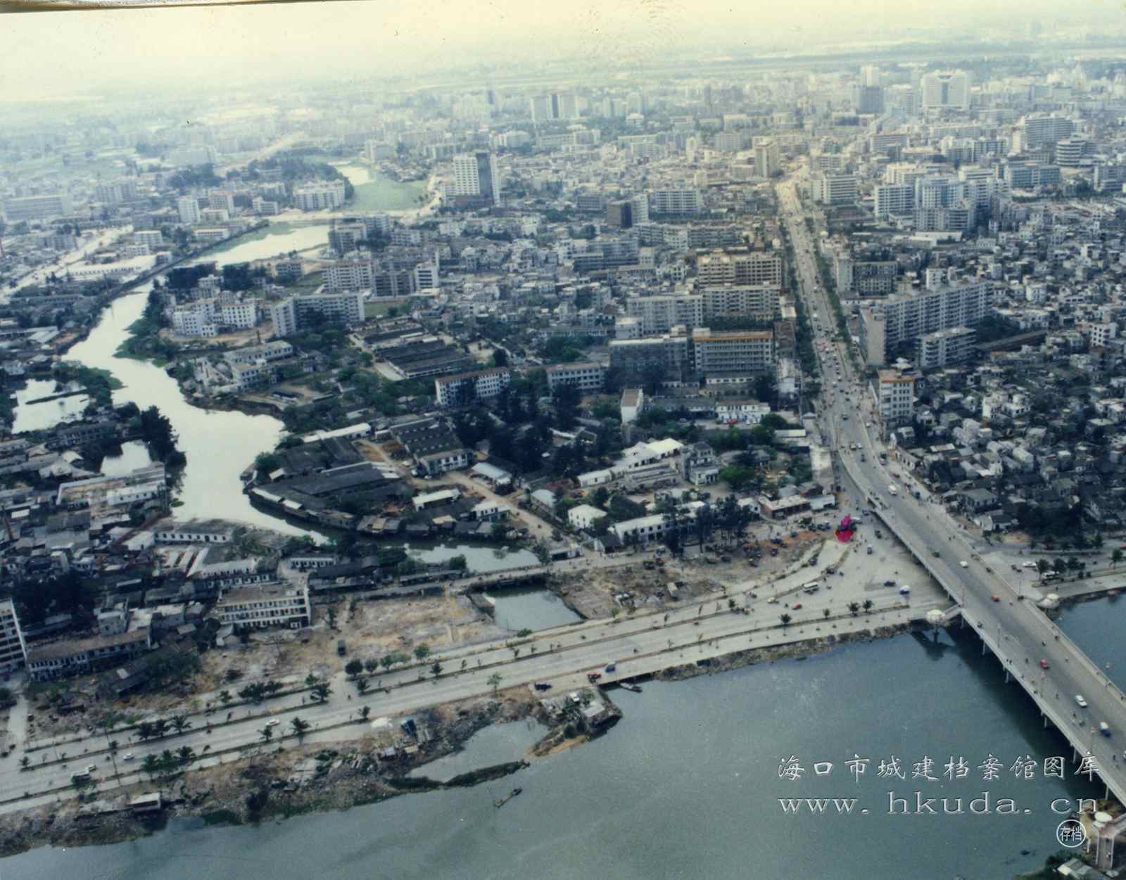 1993年，和平北路與和平大橋新貌。