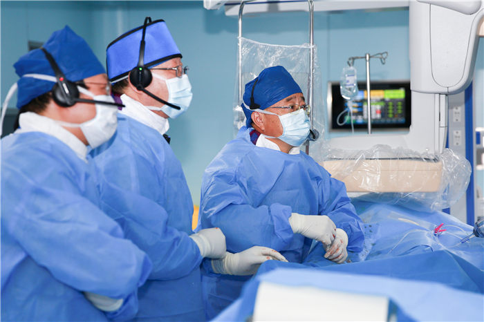 國內首例釔90玻璃微球治療“先行先試”手術在樂城完成