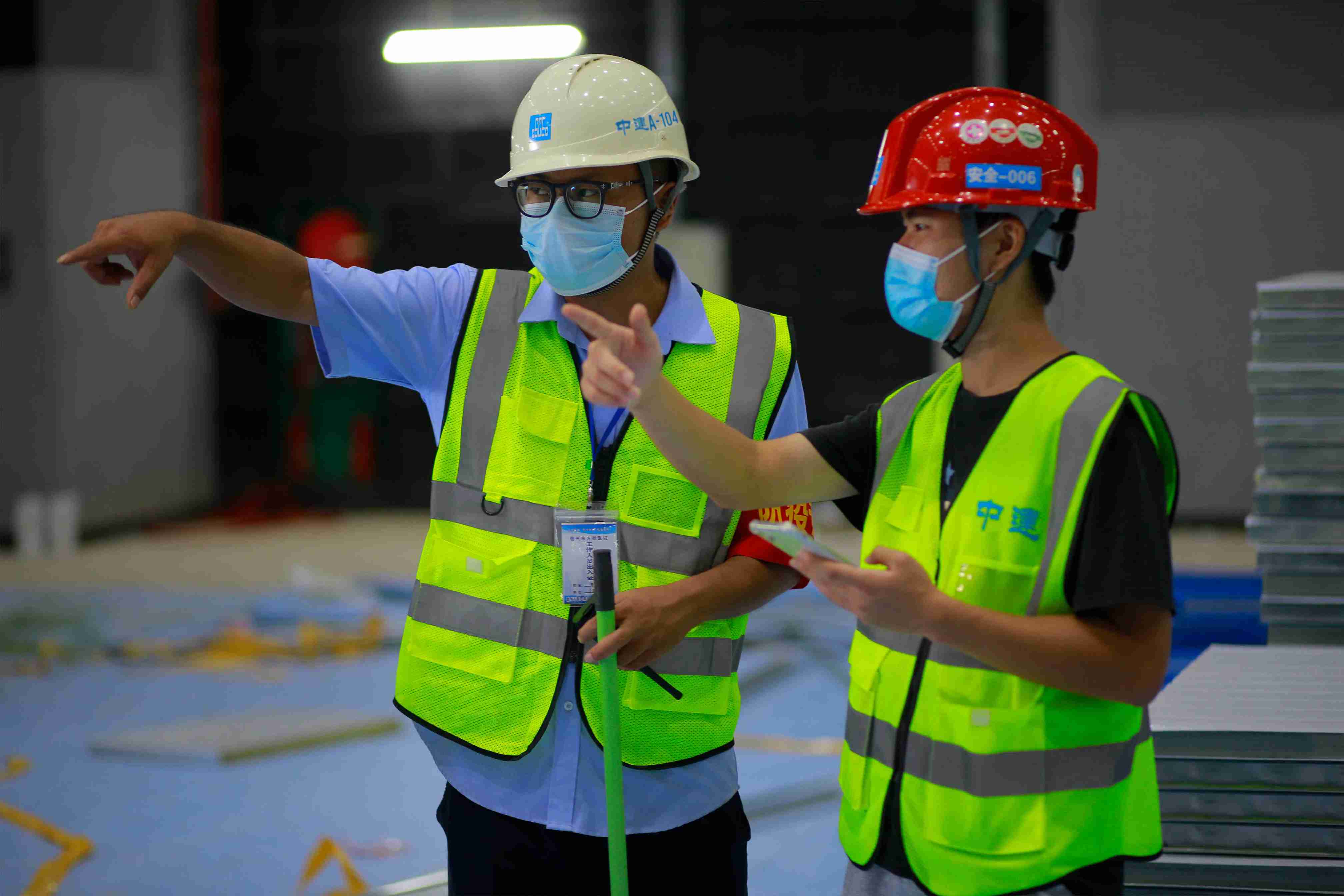 建设人员在项目建设现场。梁惠 摄
