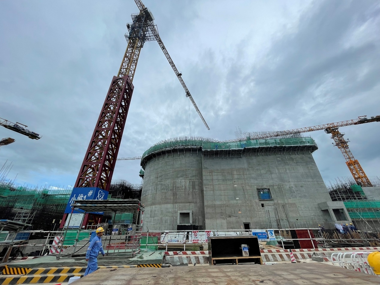 建设中的“玲珑一号”。海南昌江核电供图
