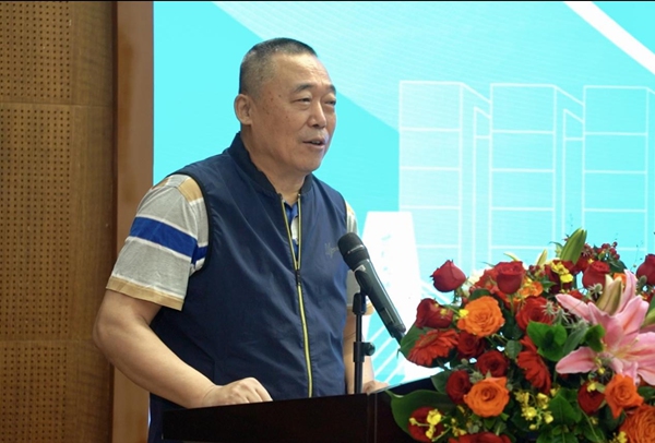 海南省旅游和文化广电体育厅二级巡视员葛云峰宣布大赛启动。海南省博物馆供图