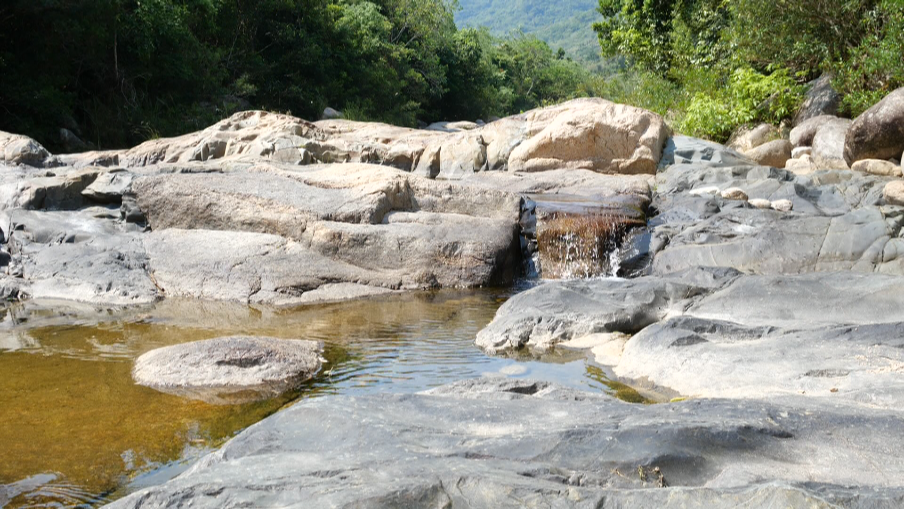 东方：打造幸福河湖 推进生态河湖建设