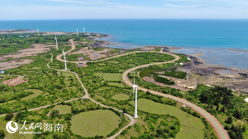 俯瞰海南环岛旅游公路 儋州火山海岸美如画