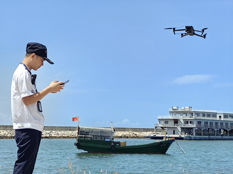 無人機巡查海域防御台風情況。三亞海事局供圖