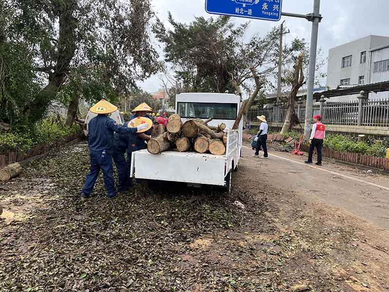 宇龍黨支部參與到支援工作中。海口國家高新區管委會供圖