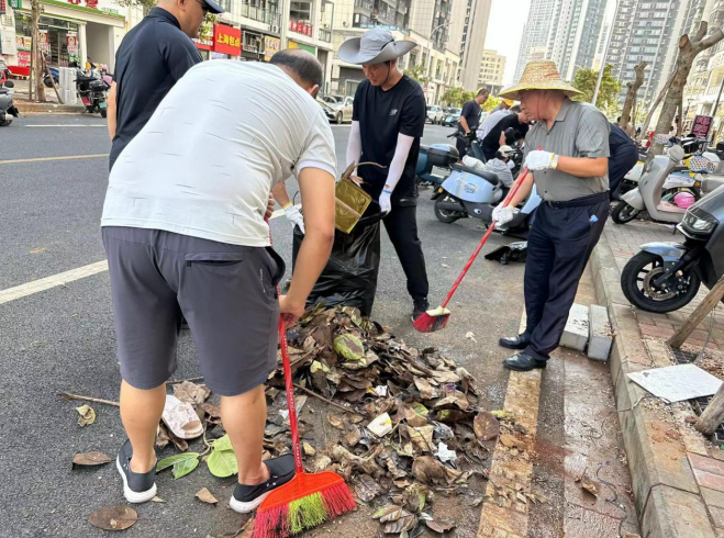 金宇街道清掃工作現場（海口市市綜合行政執法局供圖）