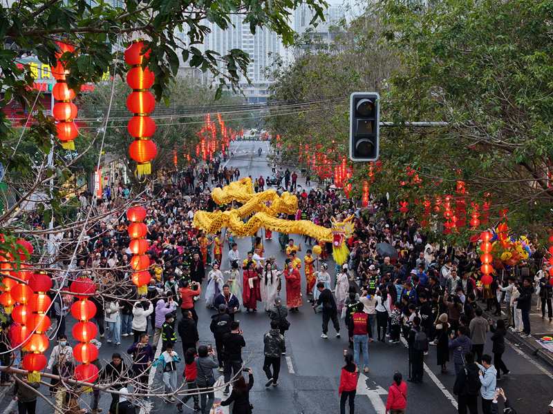 海口市瓊山區府城元宵換花節活動現場。主辦方供圖