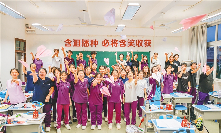 迎接高考向夢想前進