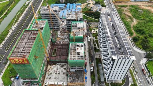 三亚崖州湾科技城国家热带农业科学中心综合实验室项目鸟瞰。主办方供图