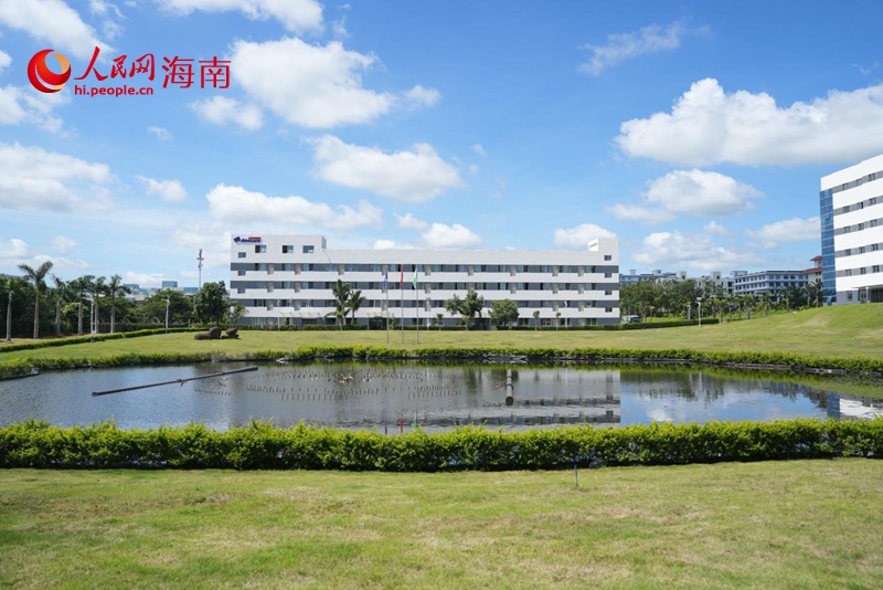 海口国家高新区先声药业海南生产基地。人民网记者 符武平摄