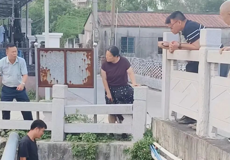 东方市水务局召开“六水共治”工作推进会