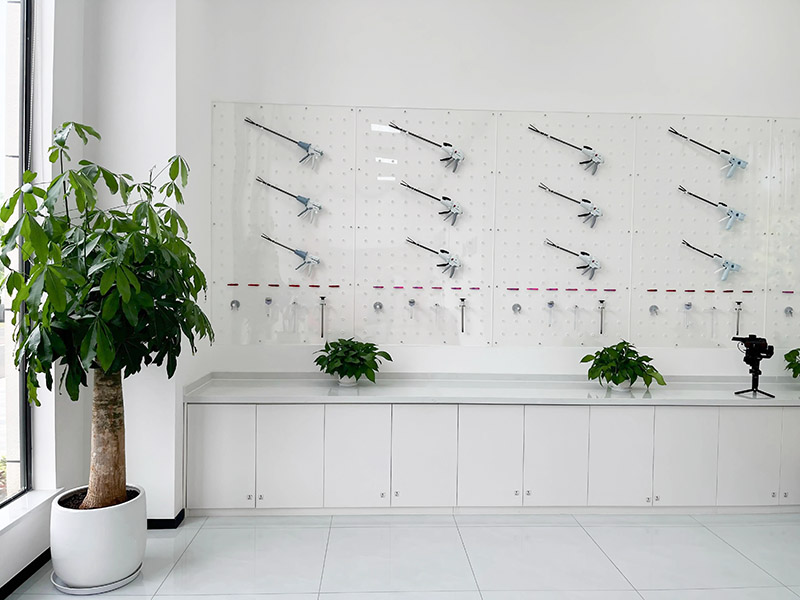 项目相关医疗器械产品。王萍摄