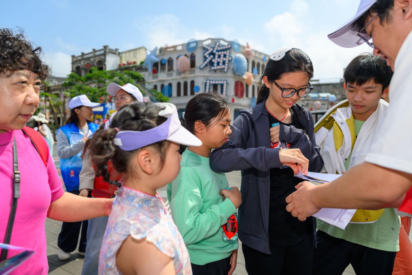 游客參與慧眼識海南游戲