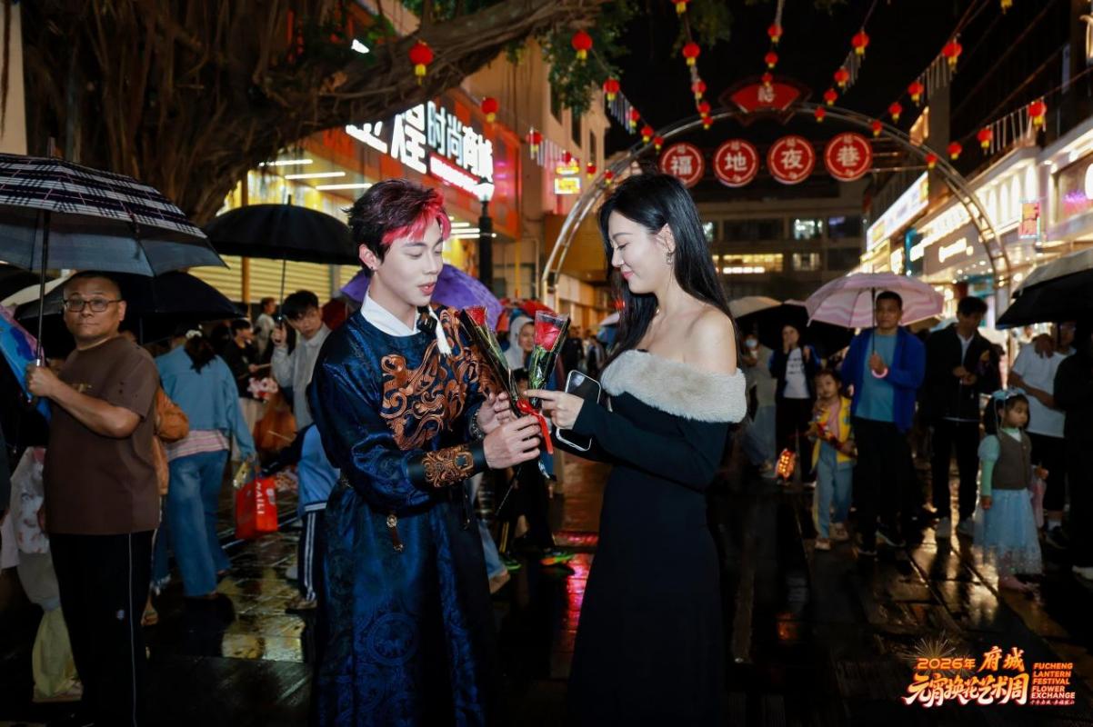 府城元宵換花節現場。瓊山區委宣傳部供圖