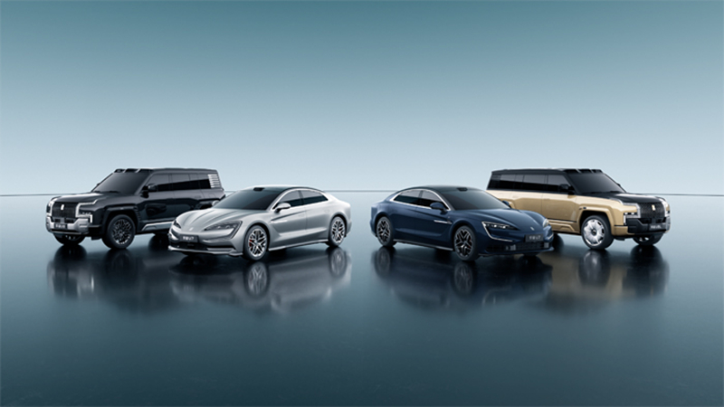 仰望2026款旗舰矩阵联袂上市 重塑高端出行体验