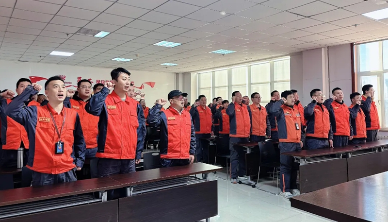 新海航海航技术开展春运党员动员大会。