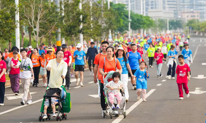 2026海口万人健步大会活动现场。主办方供图