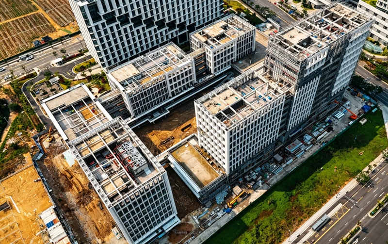 三亚崖州湾科技城国家热带农业科学中心综合实验室项目现场。朱莹莹摄