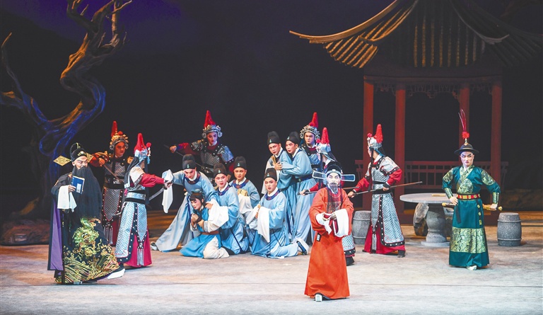 《丘濬问天》海口首演
