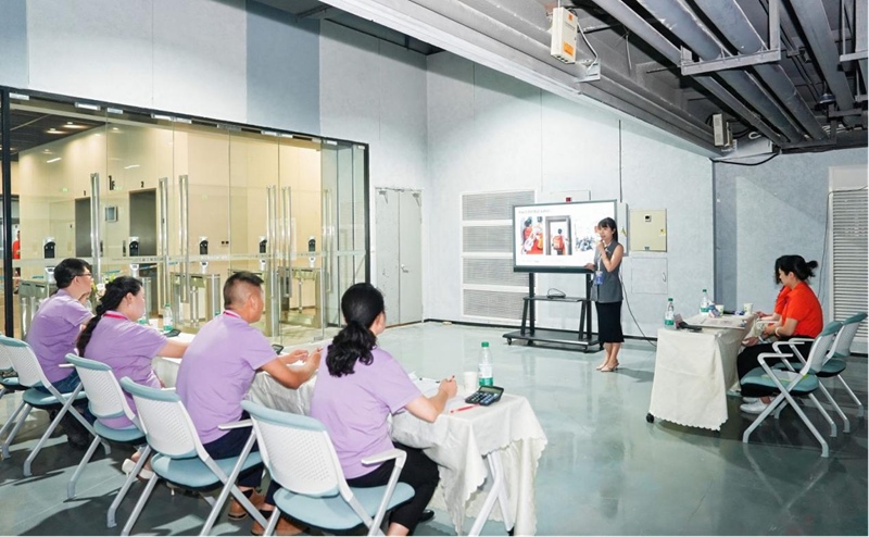 第二届全国巾帼家政服务职业技能大赛海南选拔赛海口开赛(图2)