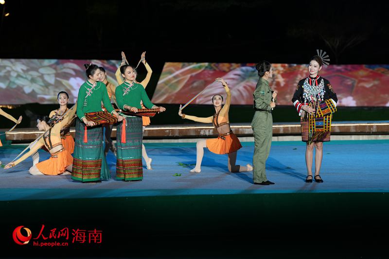 2026 年 “雨林与您” 主会场体验活动开幕式现场。人民网记者 符武平摄