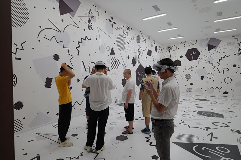 市民游客体验VR产品。主办方供图