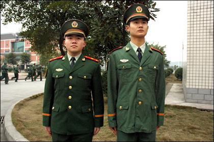中国武警部队将第3次换装,5月换士兵夏常服