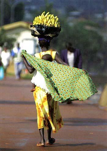 各地趣闻:乌干达禁止女生穿裤子