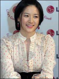 日本圣诞节推出大长今李英爱性爱光碟