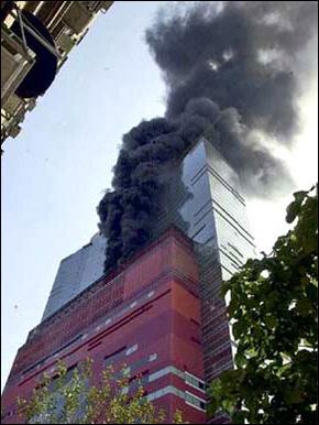 香港九龙湾商厦起火画面如 911 直升机戒备