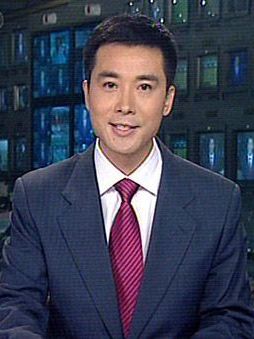 男主播郭志坚首次亮相央视《新闻联播》